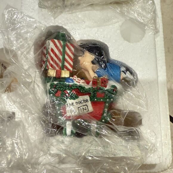 Danbury Mint Peanut Gallery Charlie Brown Christmas Train Snoopy - Picture 4 of 11